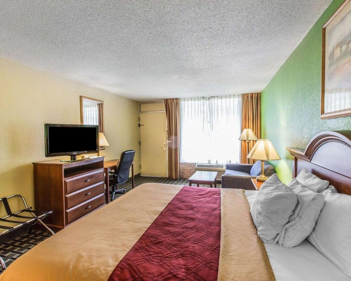 Econo Lodge Douglas Exterior foto