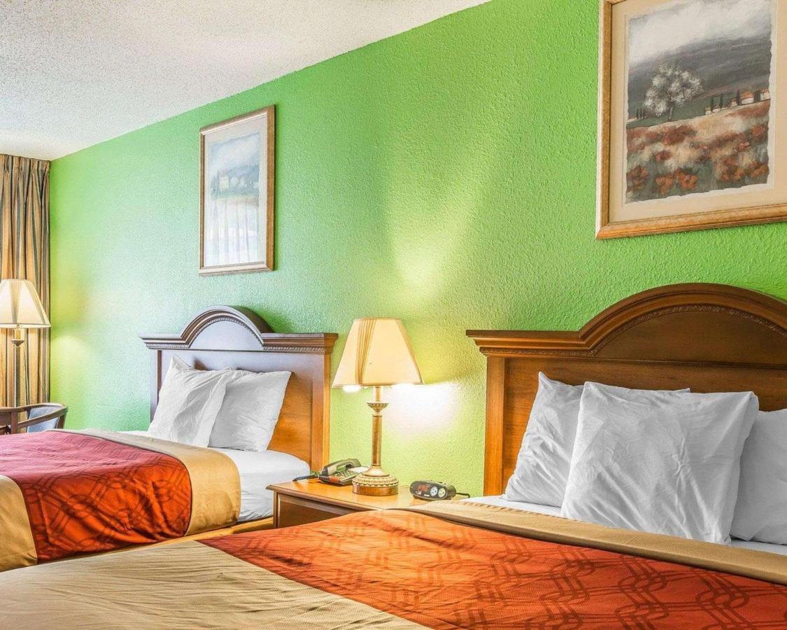 Econo Lodge Douglas Exterior foto